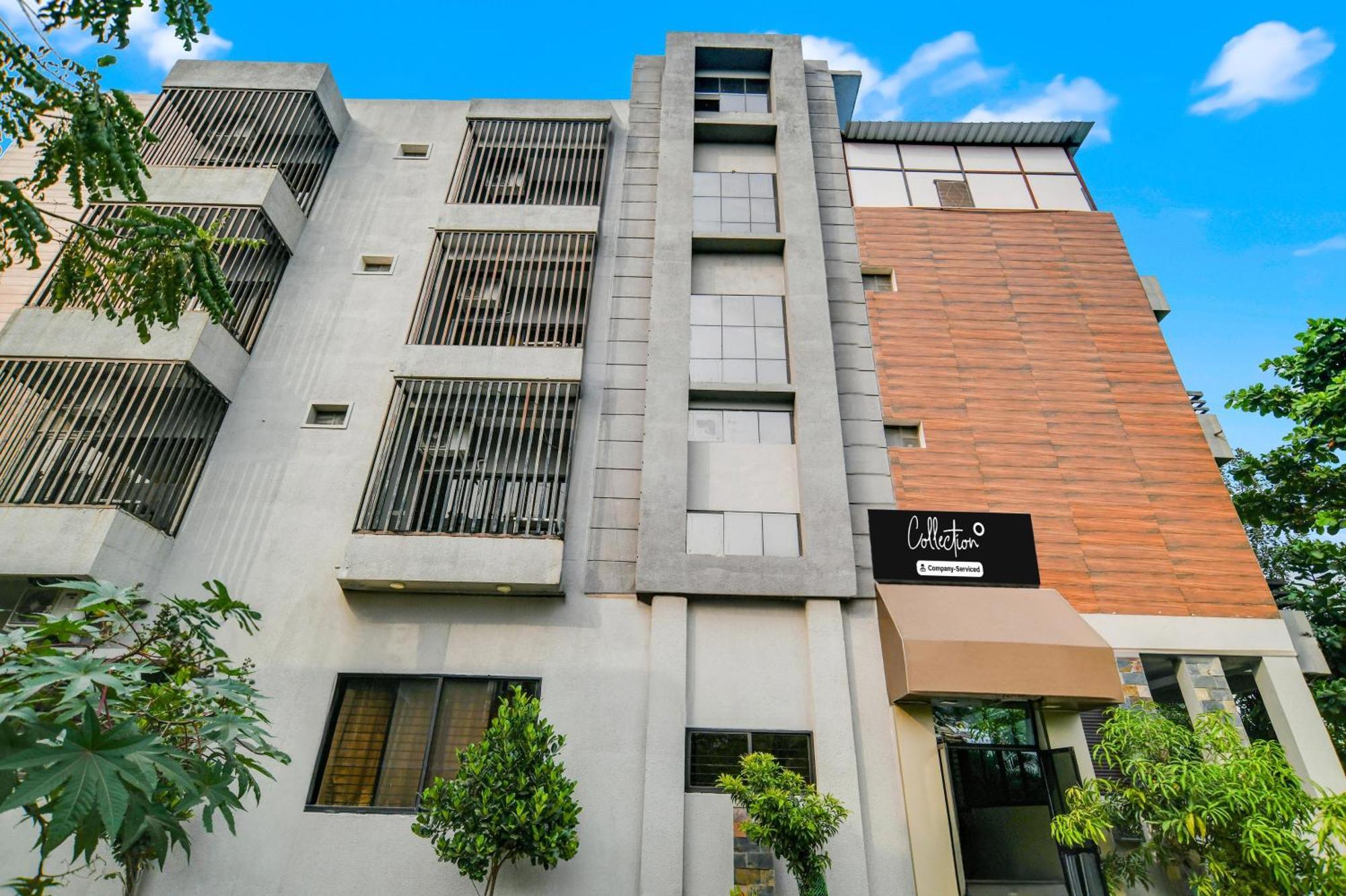 Super Collection O Indore Near Omax City 1 Kanadiya エクステリア 写真