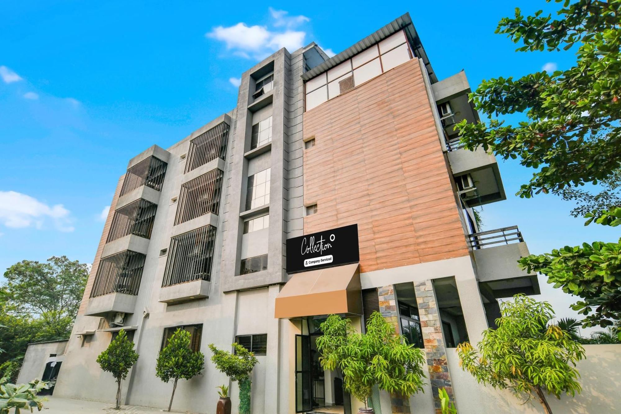 Super Collection O Indore Near Omax City 1 Kanadiya エクステリア 写真